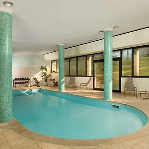 Nh Bologna Villanova Hotel