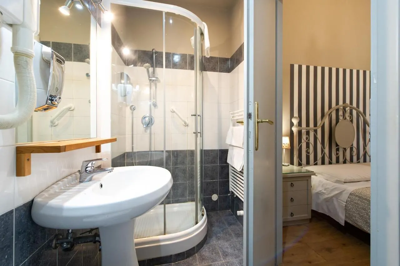 Residenza Ottaviani Roma Hotel 2*, Róma Olaszország